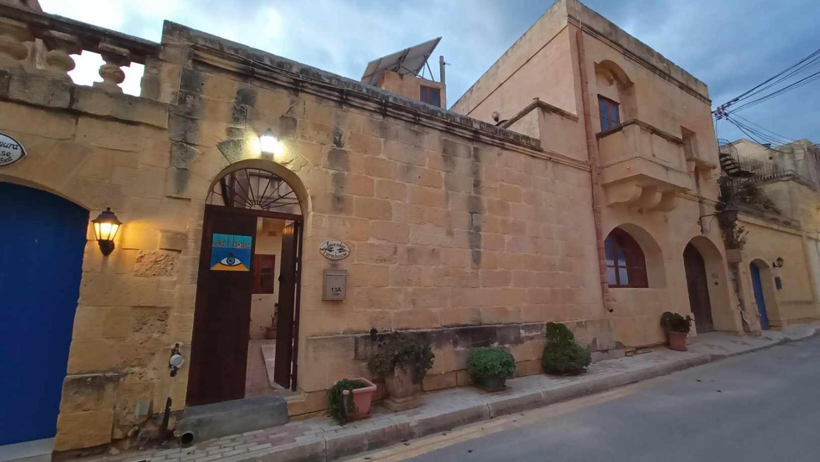 Arthome - Guest Rooms Għarb 外观 照片